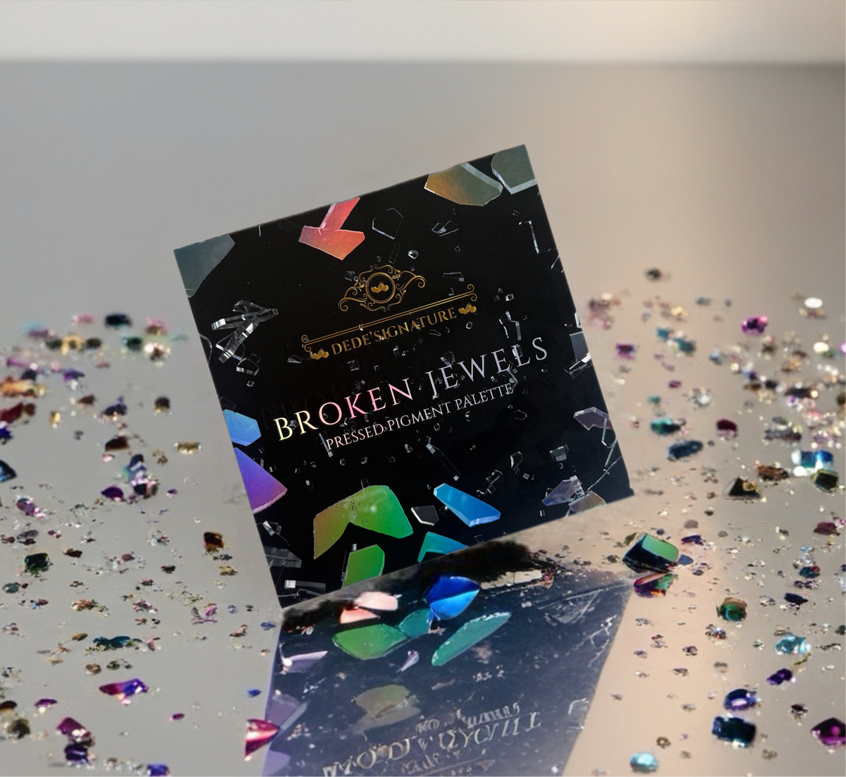 Fleur & Blush | Jewel Bloom Eyeshadow Palette — Broken Jewels