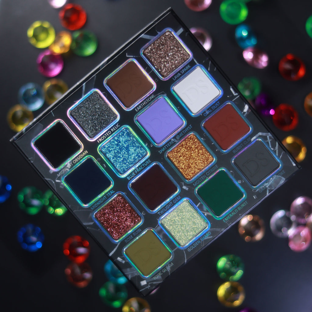 Fleur & Blush | Jewel Bloom Eyeshadow Palette — Broken Jewels