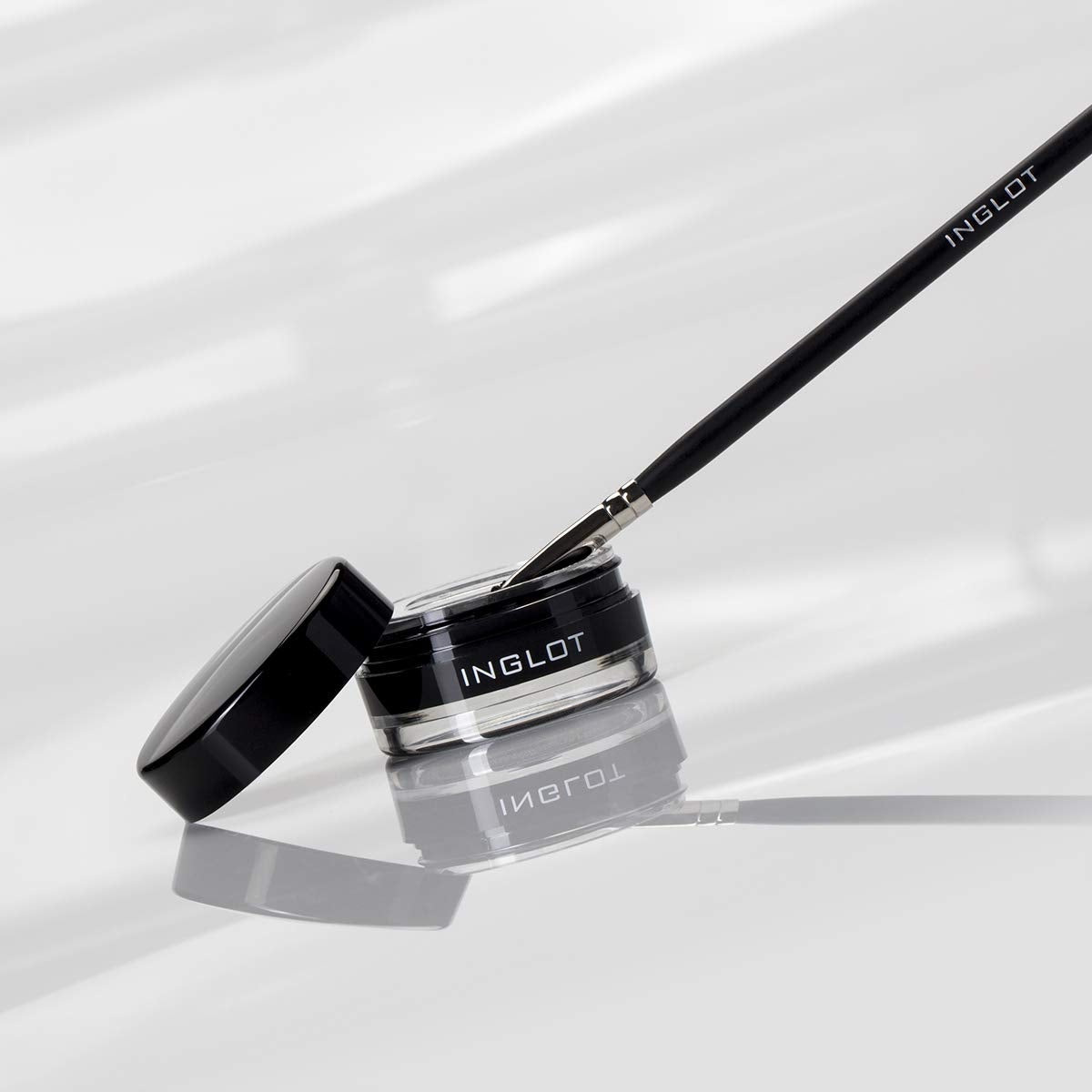 Fleur & Blush | Petal Noir Gel Liner — INGLOT AMC 77