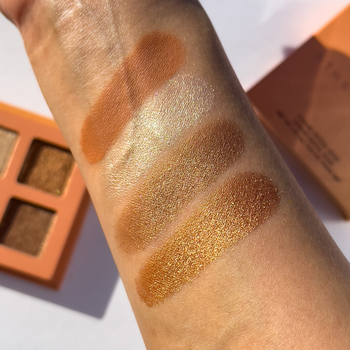 Fleur & Blush | Sunlit Bloom Eyeshadow Quad — ĀTHR Citrine Crystal