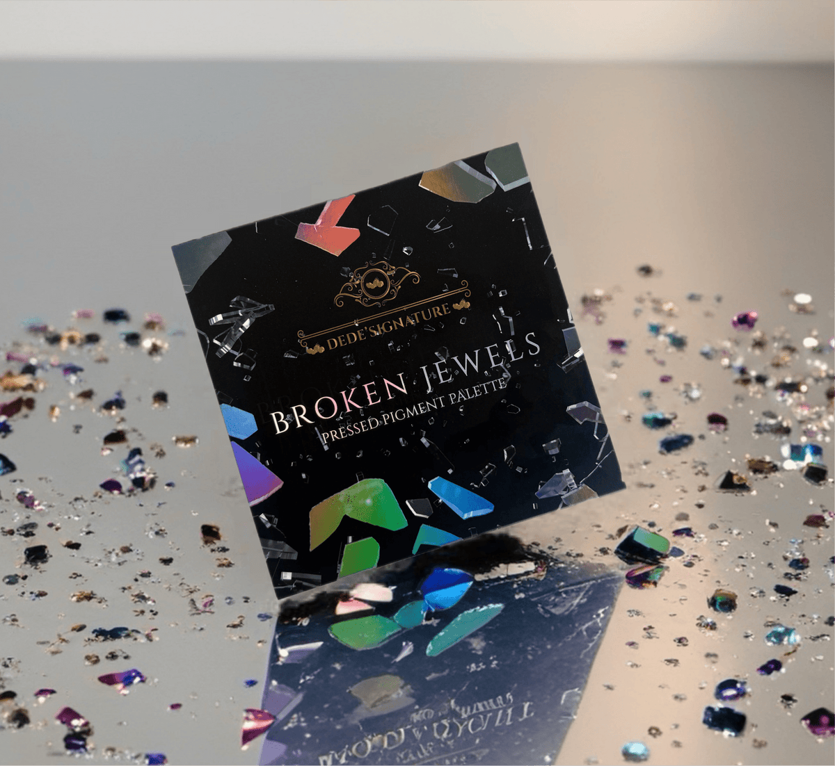 Fleur & Blush | Jewel Bloom Eyeshadow Palette — Broken Jewels - Fleur & Blush