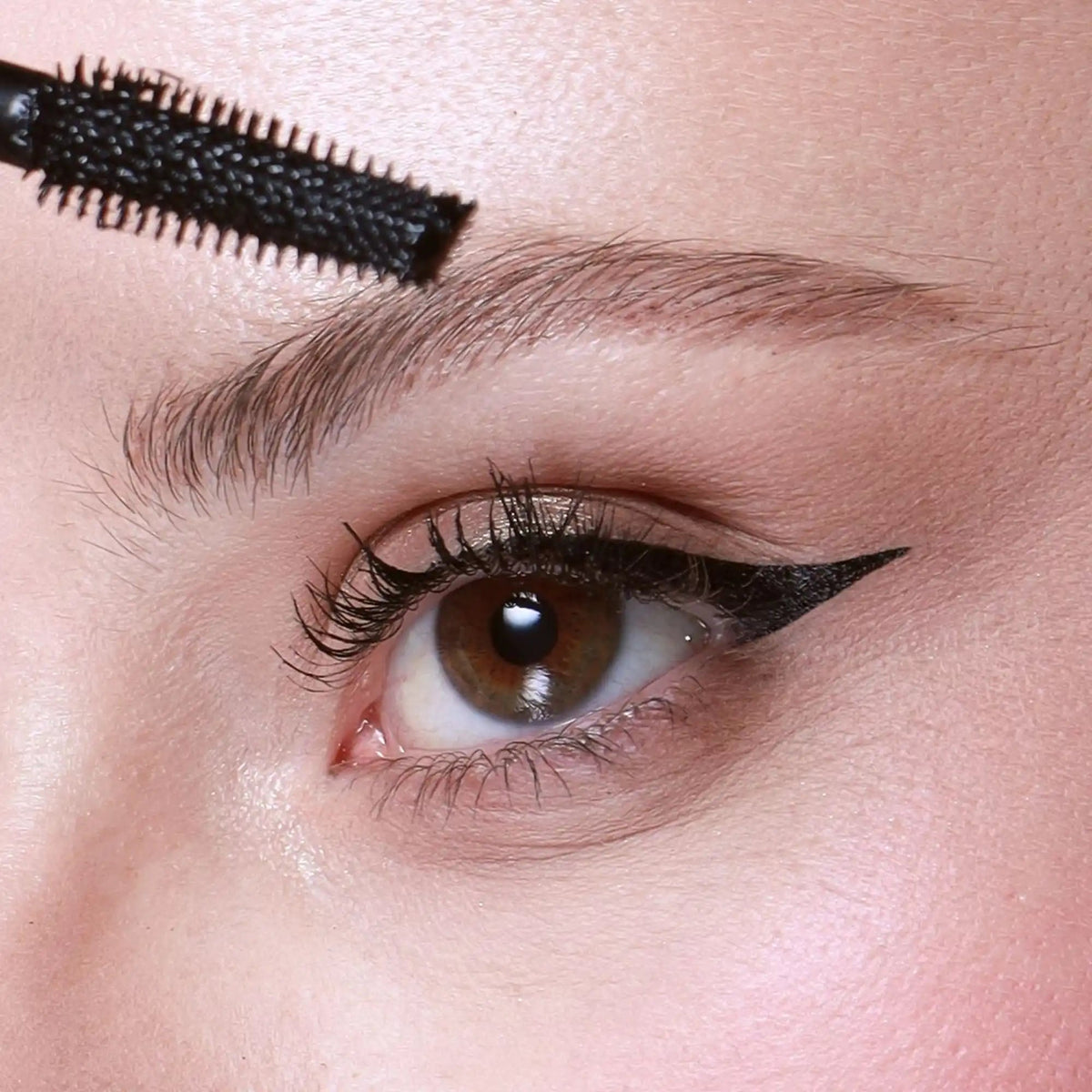 Fleur & Blush | Petal Lift Waterproof Mascara - Fleur & Blush